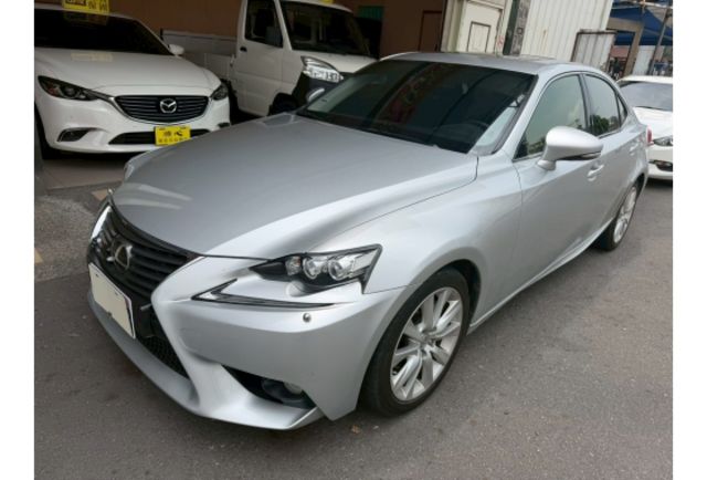 2013年 IS250 一手車 原版件 實跑4萬3  第3張相片