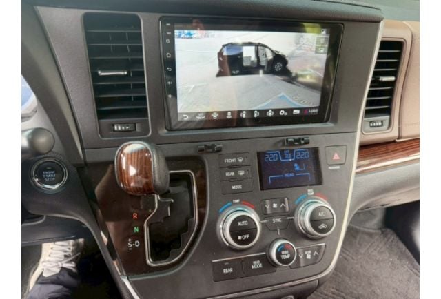 2016年 SIENNA 頂級版 新車290萬  第6張相片