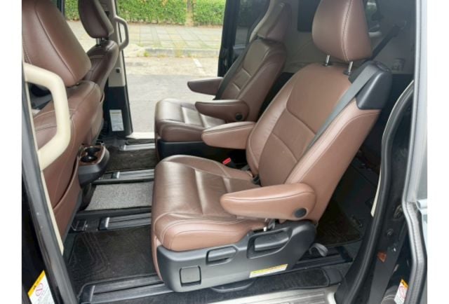 2016年 SIENNA 頂級版 新車290萬  第14張相片