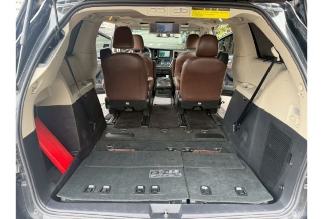 2016年 SIENNA 頂級版 新車290萬  第20張相片