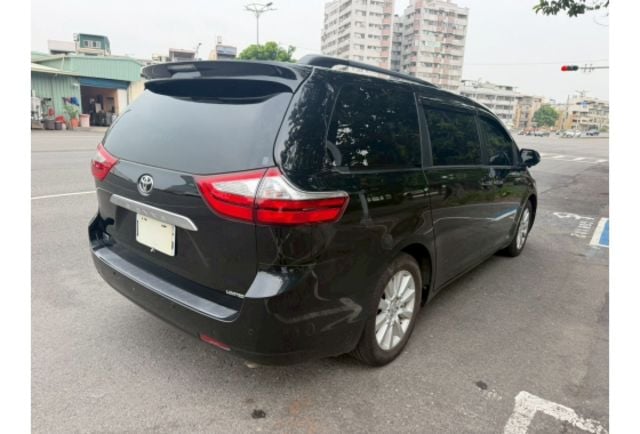 2016年 SIENNA 頂級版 新車290萬  第23張相片
