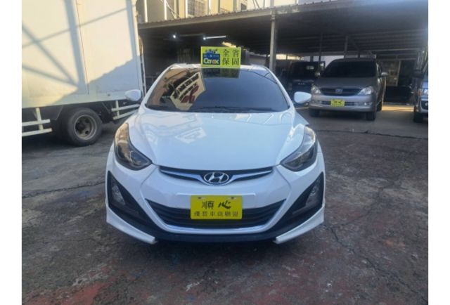 2015年 現代 ELANTRA 實跑9萬8  第2張相片