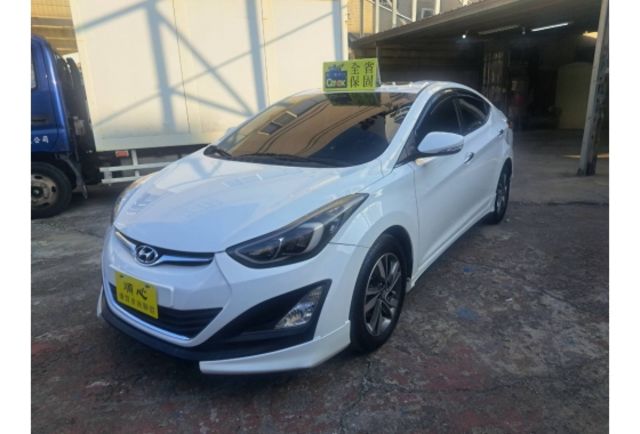 2015年 現代 ELANTRA 實跑9萬8  第3張相片