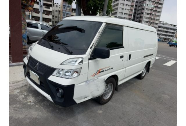 2022年 三菱 得利卡 2.4 封箱車  第3張相片