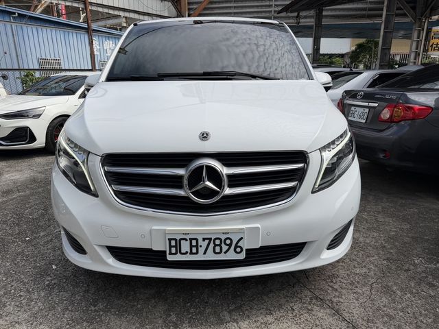 M-BENZ賓士 V250 D  第1張相片