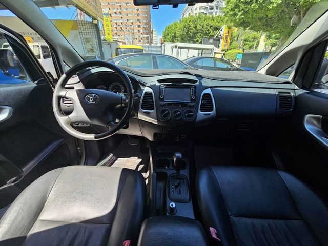 TOYOTA豐田 INNOVA  第6張相片
