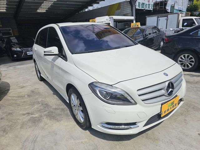 M-BENZ賓士 B180  第3張相片