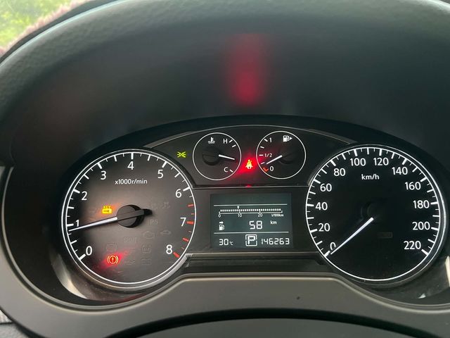 NISSAN日產 TIIDA  第13張相片