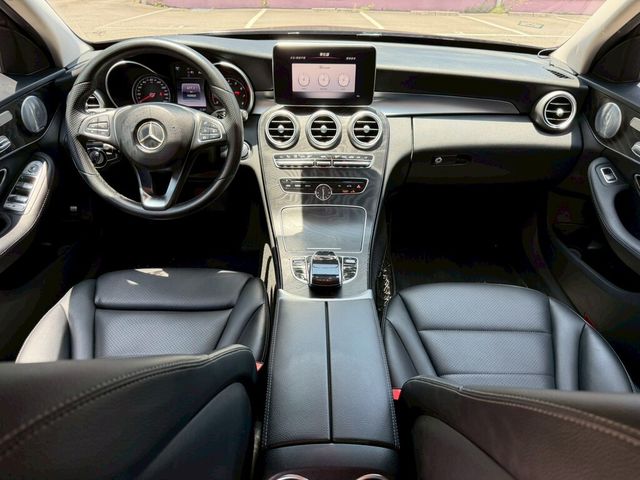 M-BENZ賓士 C300  第5張相片