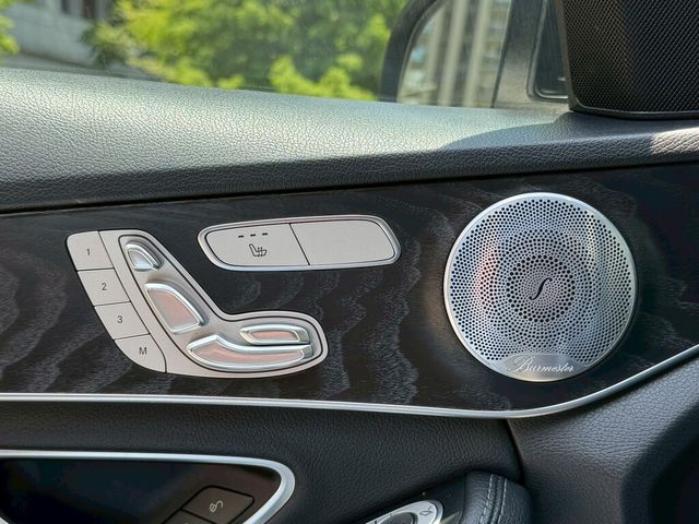 M-BENZ賓士 C300  第8張相片