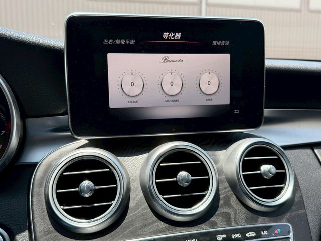 M-BENZ賓士 C300  第10張相片