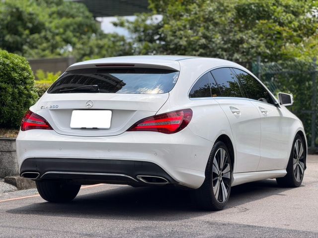 M-BENZ賓士 CLA200 SHOOTING BRAKE  第2張相片