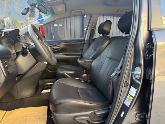 TOYOTA豐田 WISH  第5張相片