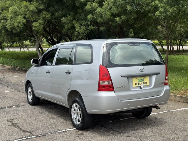 TOYOTA豐田 INNOVA  第2張相片