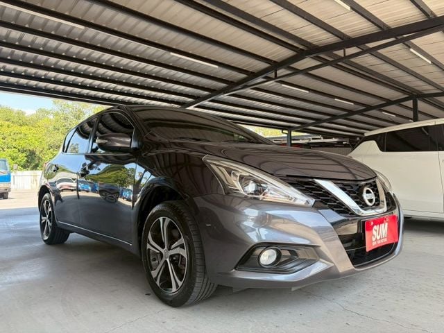 NISSAN Tiida/代步車/五門掀背小車  第2張相片