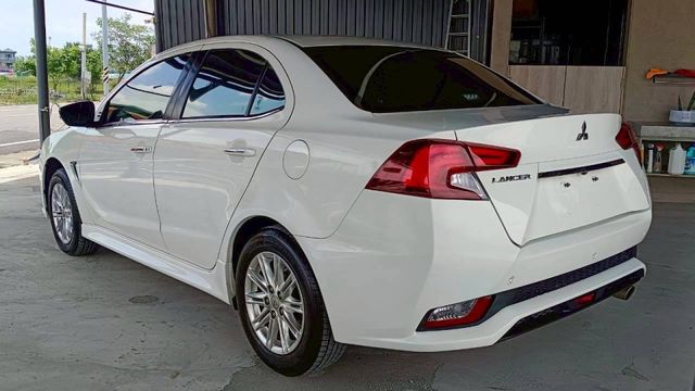 三菱菱帥LANCER/ I-KEY/數位儀錶板/倒車顯影  第4張相片