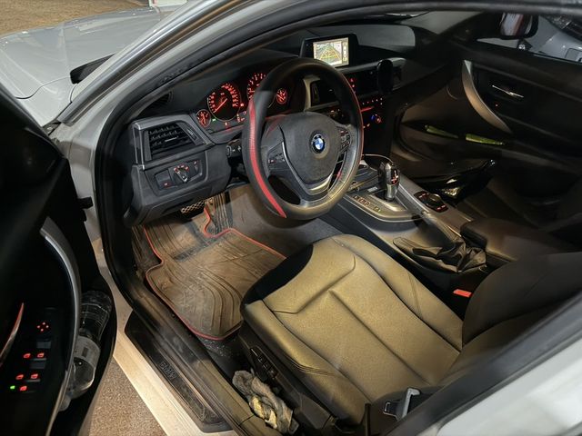 BMW寶馬 316  第5張相片