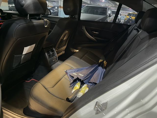 BMW寶馬 316  第7張相片