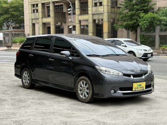 TOYOTA豐田 WISH  第2張相片