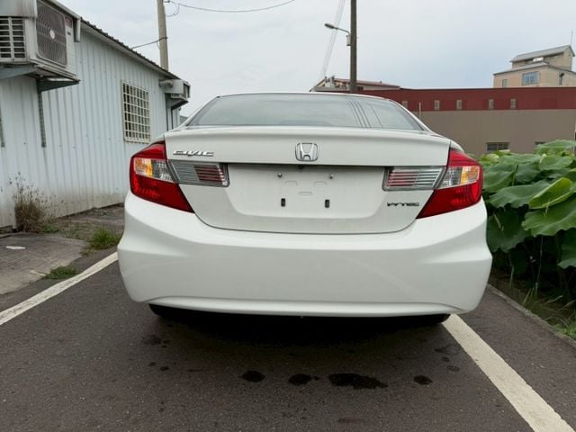 CIVIC  第9張相片