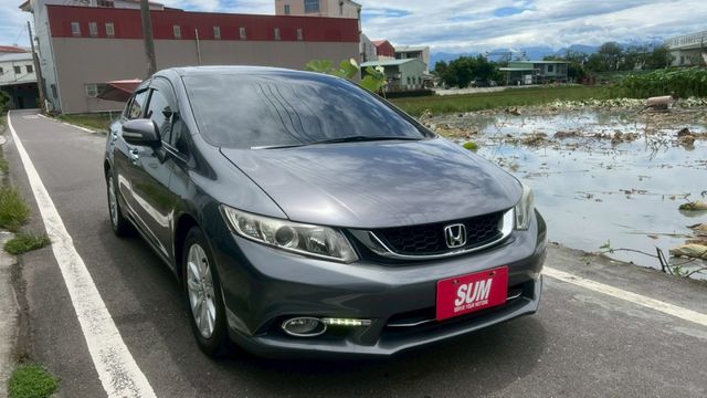 CIVIC  第5張相片