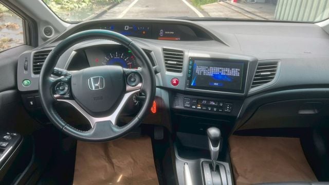 CIVIC  第12張相片