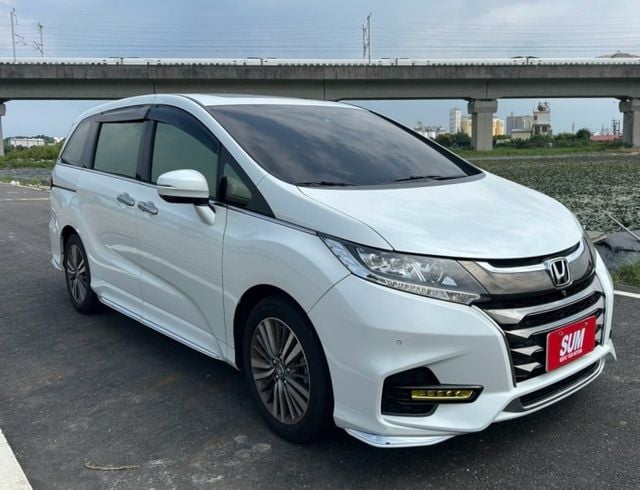 360環景 安卓機 IKEY 摸門 ACC 雙車側電動滑門 天窗 電尾門 車道置中 車道偏移 後座大螢幕 後座恆溫  第4張相片