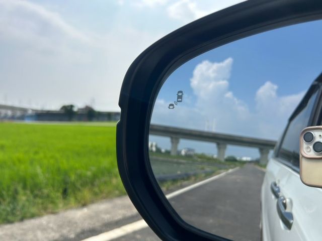 360環景 安卓機 IKEY 摸門 ACC 雙車側電動滑門 天窗 電尾門 車道置中 車道偏移 後座大螢幕 後座恆溫  第16張相片