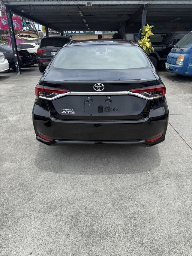 TOYOTA豐田 ALTIS  第4張相片