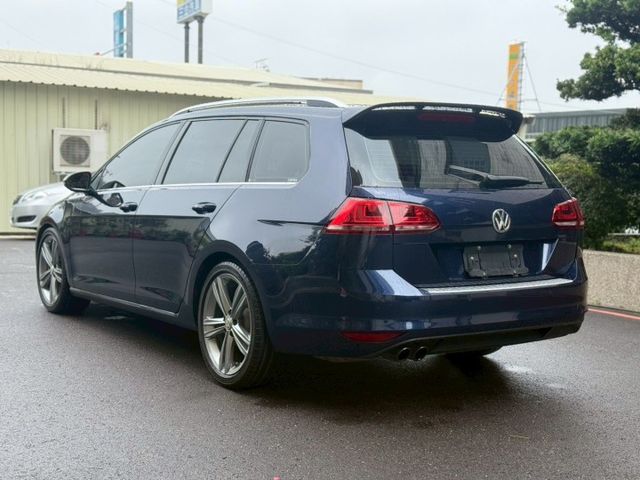 原版件 無事故 無待修 ACC跟車 倒車顯影 恆溫空調 I-key摸門 盲點偵測  第4張相片