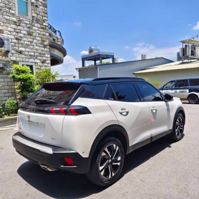 一手車 原版件 實跑96000公里 原廠保養  ACC智慧駕駛 盲點偵測 360環景 I-key免鑰匙  第4張相片