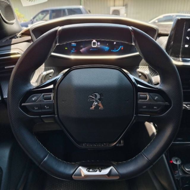 一手車 原版件 實跑96000公里 原廠保養  ACC智慧駕駛 盲點偵測 360環景 I-key免鑰匙  第9張相片