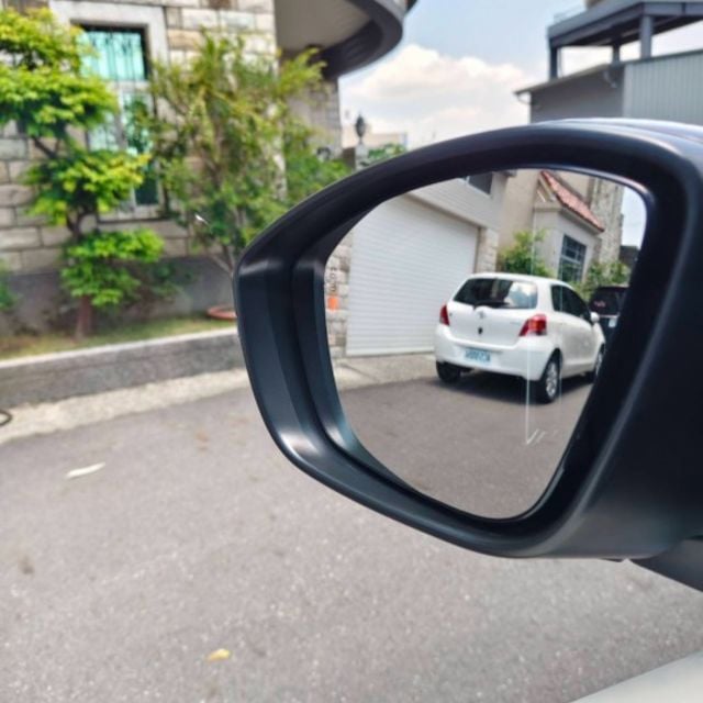 一手車 原版件 實跑96000公里 原廠保養  ACC智慧駕駛 盲點偵測 360環景 I-key免鑰匙  第16張相片