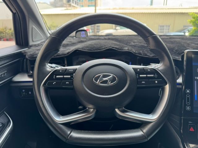 CUSTIN GLT-B VIP1.5T 渦輪增壓引擎  SmartSense 智慧安全系統 SCC智慧型主動車距維持  第7張相片