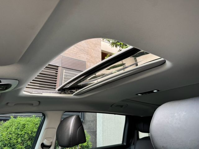 CUSTIN GLT-B VIP1.5T 渦輪增壓引擎  SmartSense 智慧安全系統 SCC智慧型主動車距維持  第16張相片