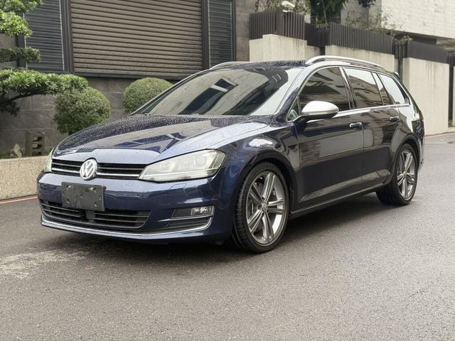 VOLKSWAGEN福斯 GOLF VARIANT  第3張相片