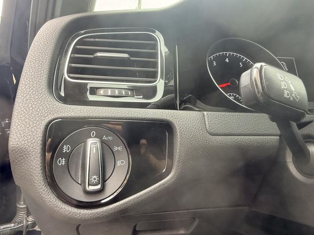 VOLKSWAGEN福斯 GOLF VARIANT  第15張相片