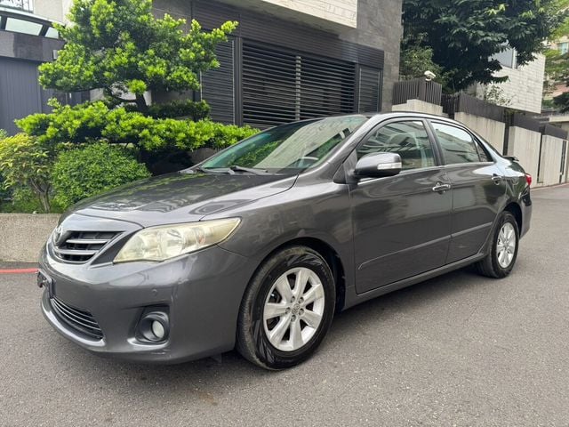 TOYOTA豐田 ALTIS  第3張相片