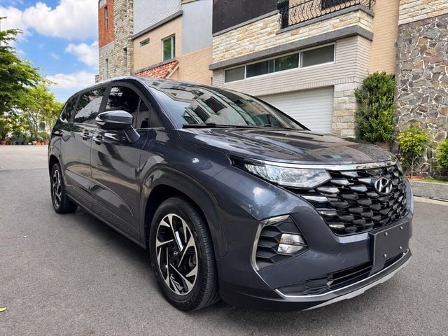 HYUNDAI現代 CUSTIN  第1張相片