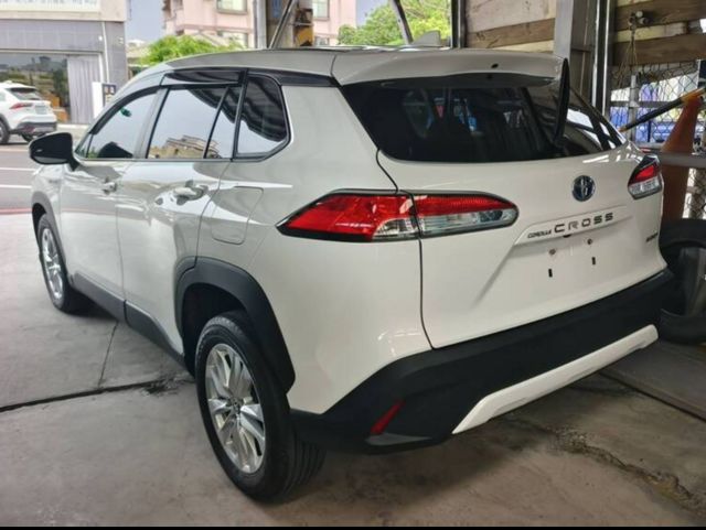 TOYOTA豐田 COROLLA CROSS HYBRID  第5張相片