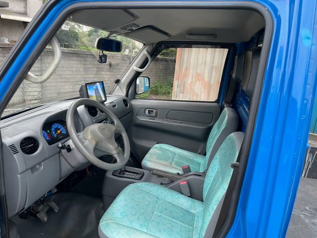 超級稀有自排小貨車/自排~自排~自排/超低里程車況極佳歡迎直接來店看實車/導航/藍芽  第4張相片