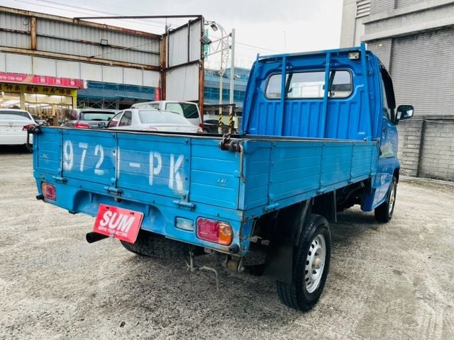超級稀有自排小貨車/自排~自排~自排/超低里程車況極佳歡迎直接來店看實車/導航/藍芽  第11張相片