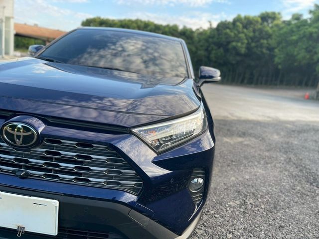 TOYOTA豐田 RAV4  第7張相片