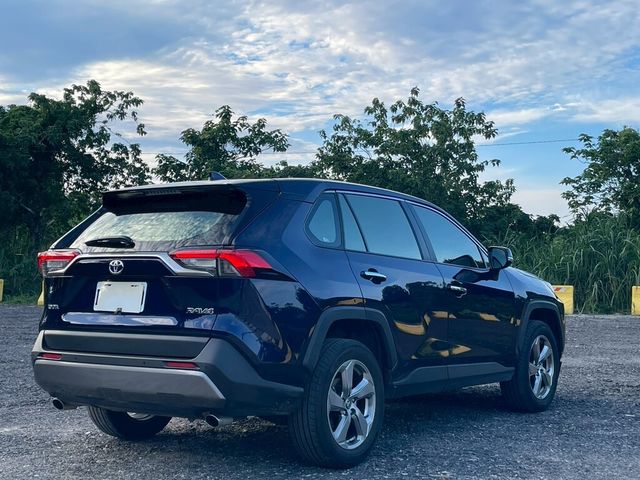 TOYOTA豐田 RAV4  第10張相片