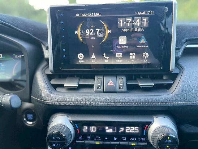 TOYOTA豐田 RAV4  第11張相片