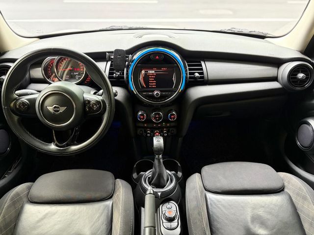 MINI迷你 MINI 5-DOOR  第5張相片