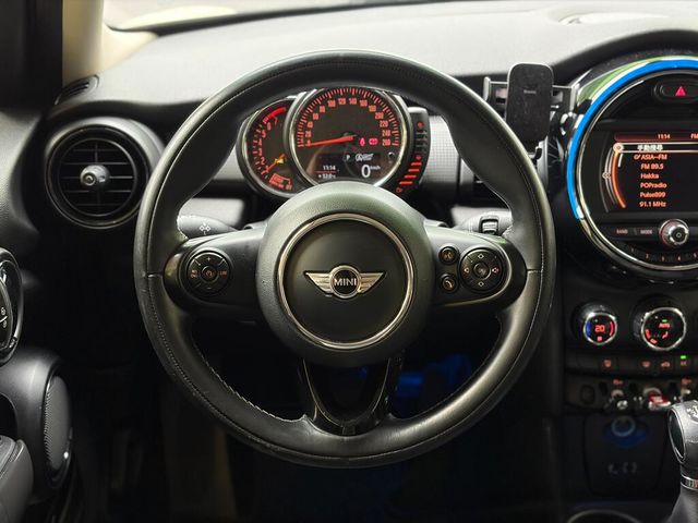 MINI迷你 MINI 5-DOOR  第6張相片