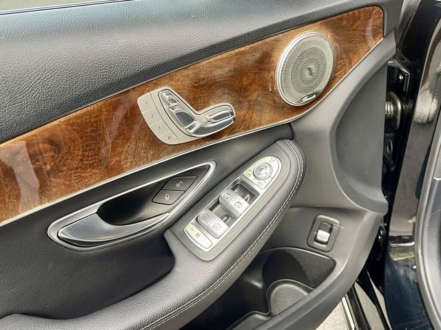 M-BENZ賓士 C300  第4張相片
