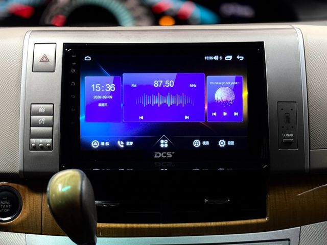 2006 Toyota Previa 2.4豪華版 淺灰  第10張相片