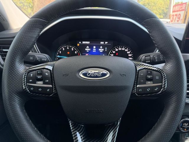 FORD福特 KUGA  第9張相片